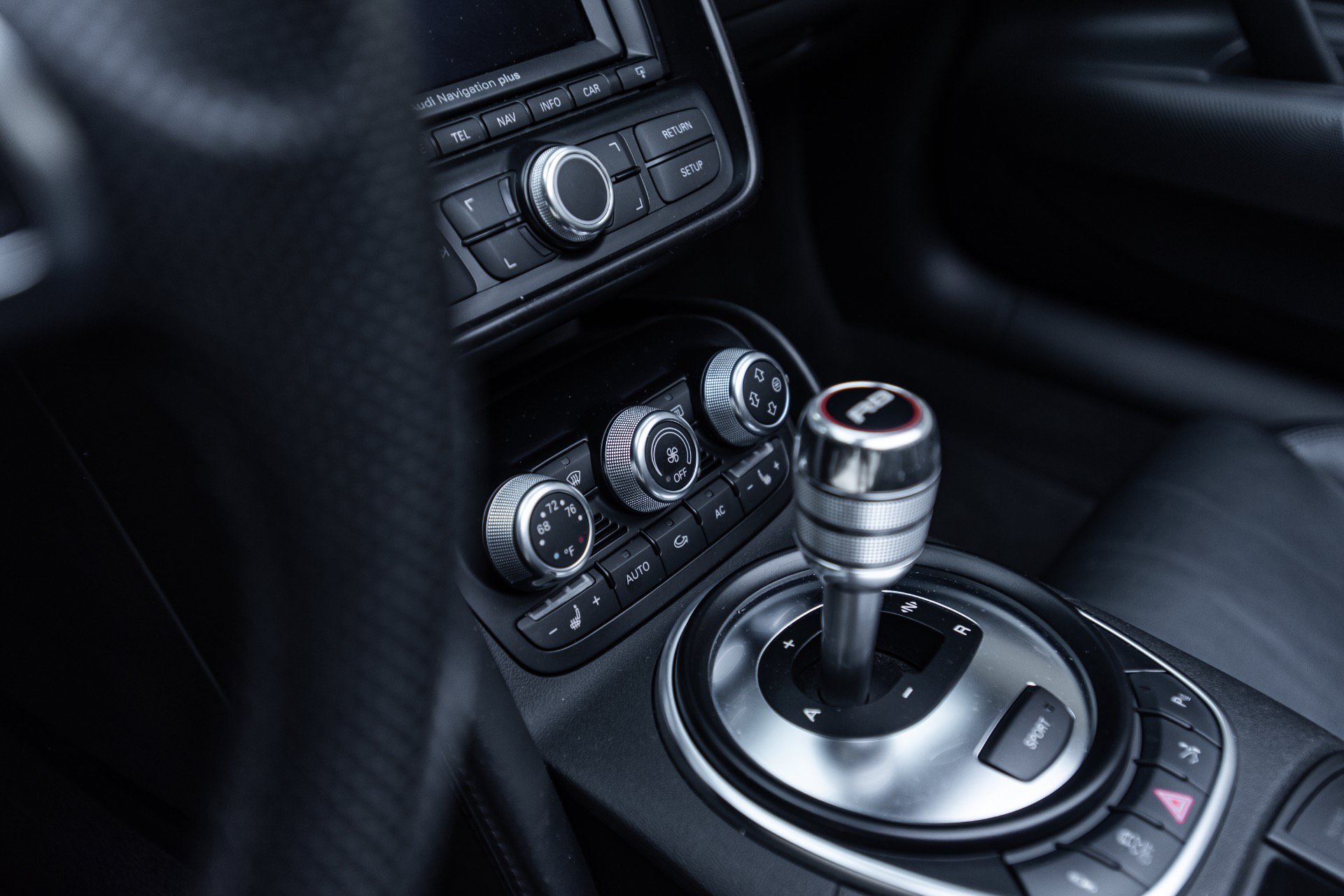 Used 2012 Audi R8 V10 AWD/4WD image 23