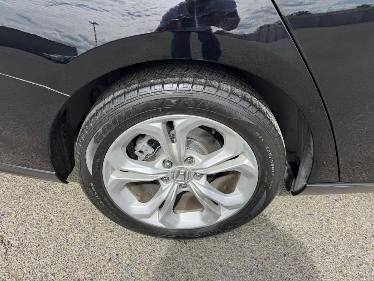 Used 2023 Honda Accord LX image 39