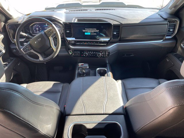 Used 2025 Chevrolet Silverado 1500 LT Trail Boss w/ Convenience Package II AWD/4WD image 22