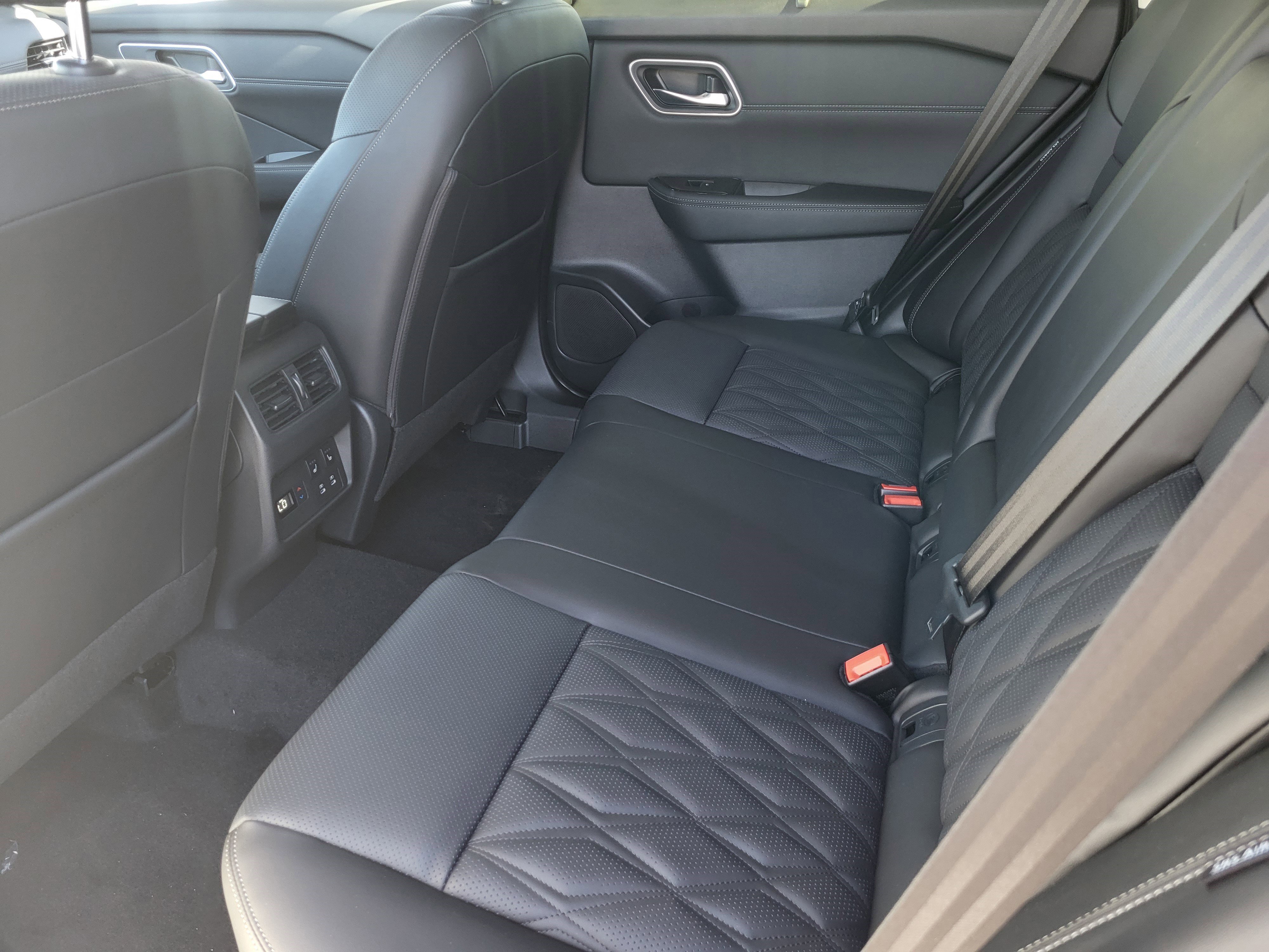 New 2026 Nissan Rogue Platinum w/ Platinum Premium Package image 10