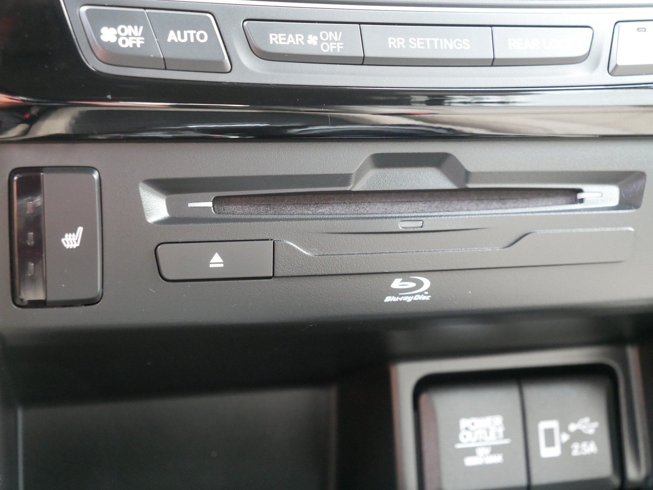 Used 2020 Honda Pilot Touring image 31