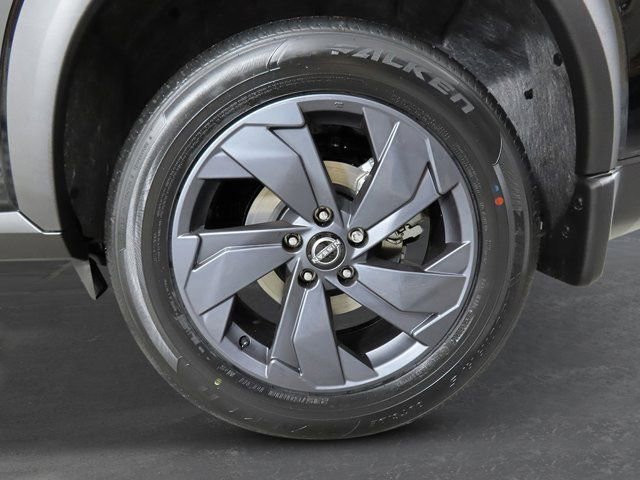 New 2026 Nissan Rogue SV w/ Cold Weather Package image 10