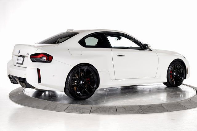 Used 2024 BMW M2 w/ Lighting Package image 7