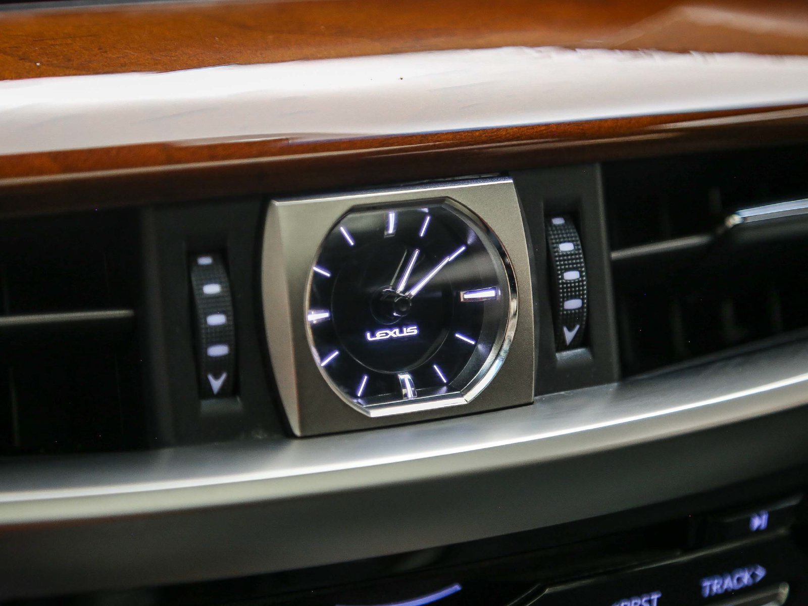Used 2019 Lexus LX 570 4WD image 27