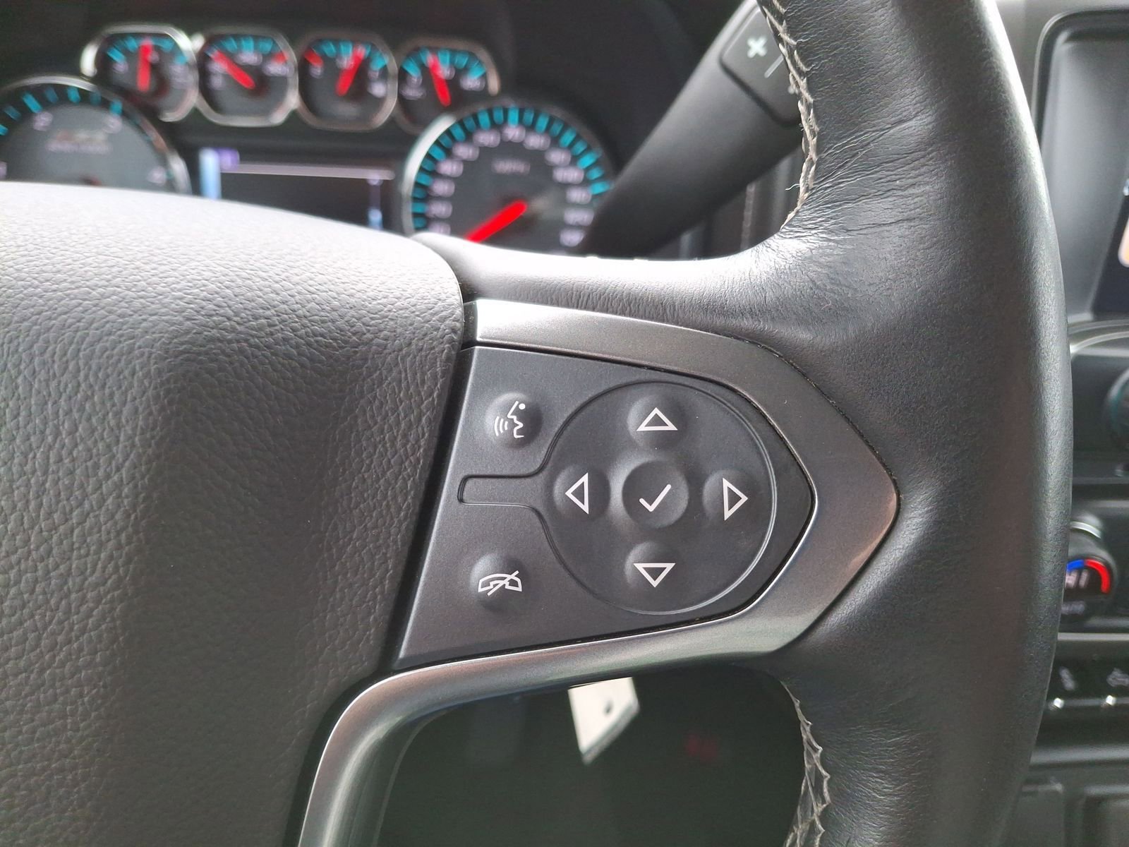 Used 2017 Chevrolet Silverado 2500 LTZ w/ Duramax Plus Package image 13