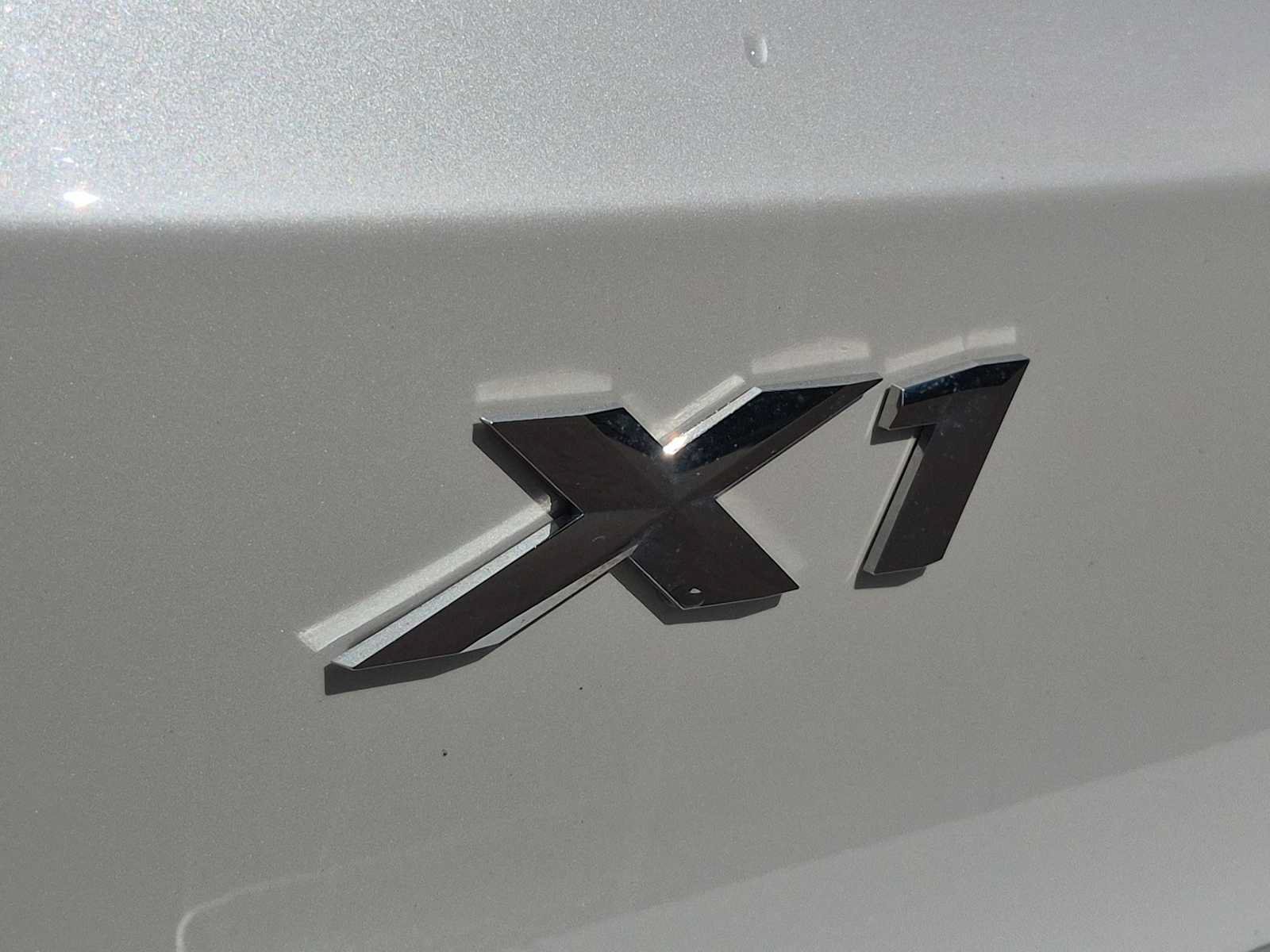 Used 2023 BMW X1 xDrive28i w/ Convenience Package AWD/4WD image 12