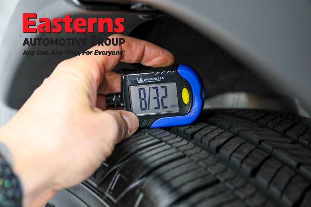 Used 2022 Nissan Pathfinder SL image 32