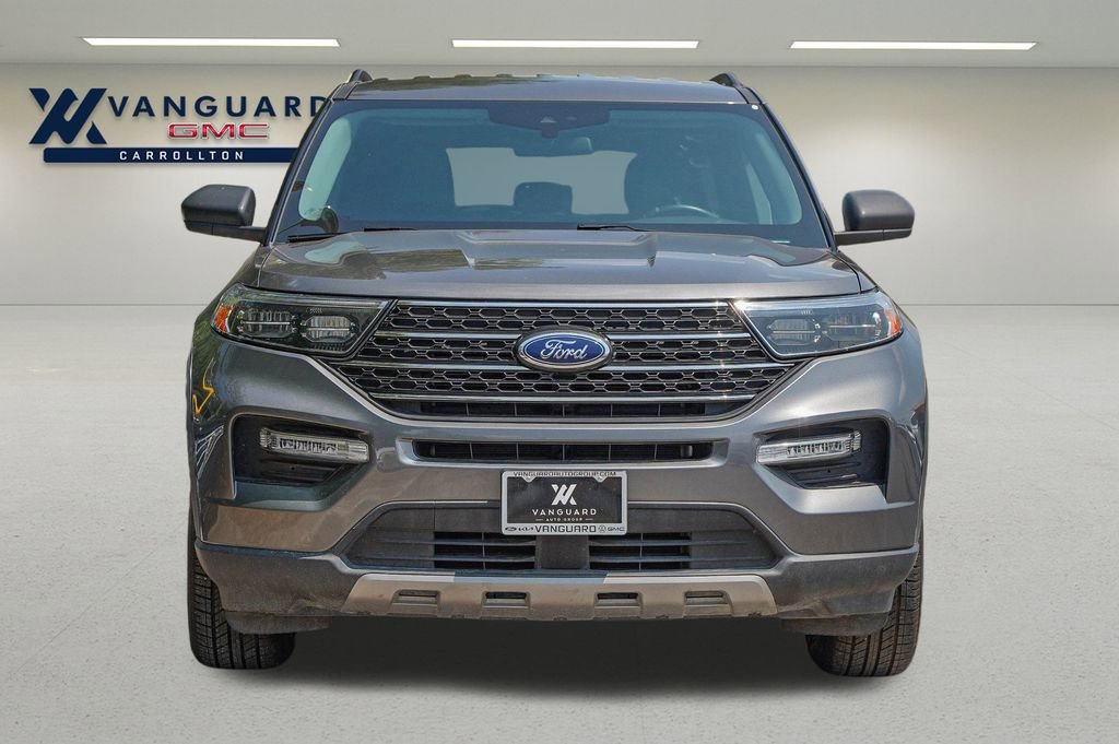 Used 2023 Ford Explorer XLT w/ Equipment Group 202A image 4