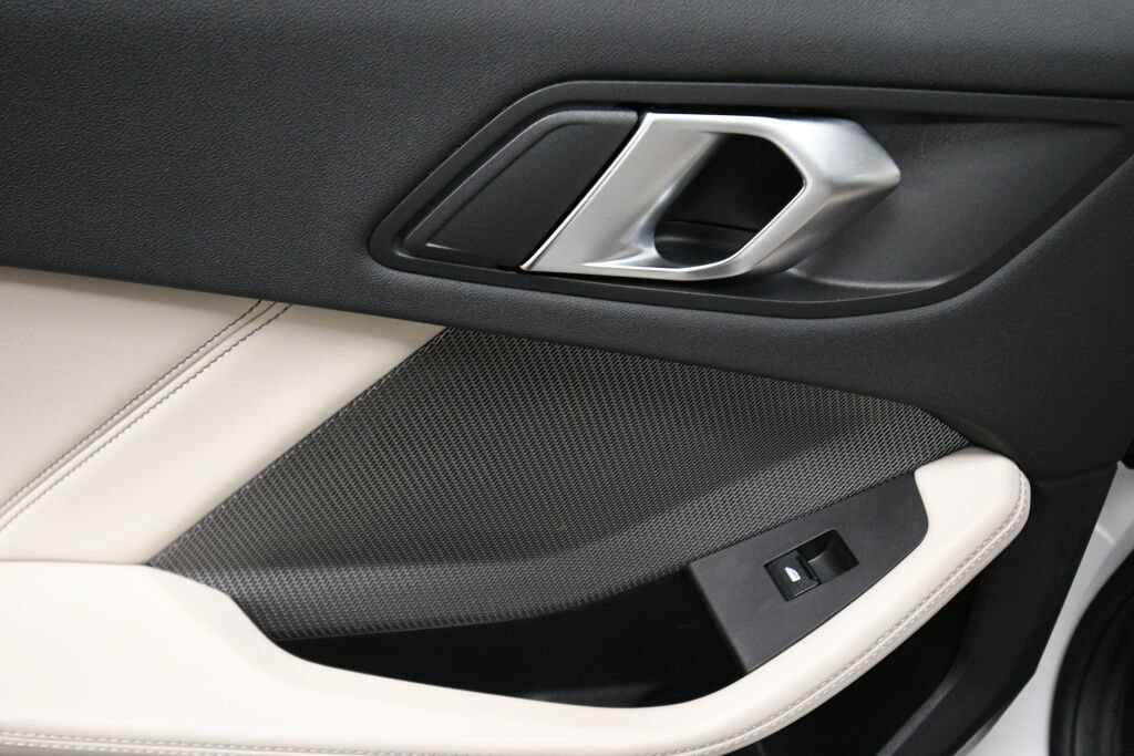 Used 2025 BMW 228i xDrive AWD/4WD image 22