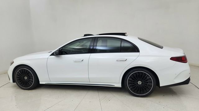 Used 2024 Mercedes-Benz E 350 4MATIC Sedan image 4