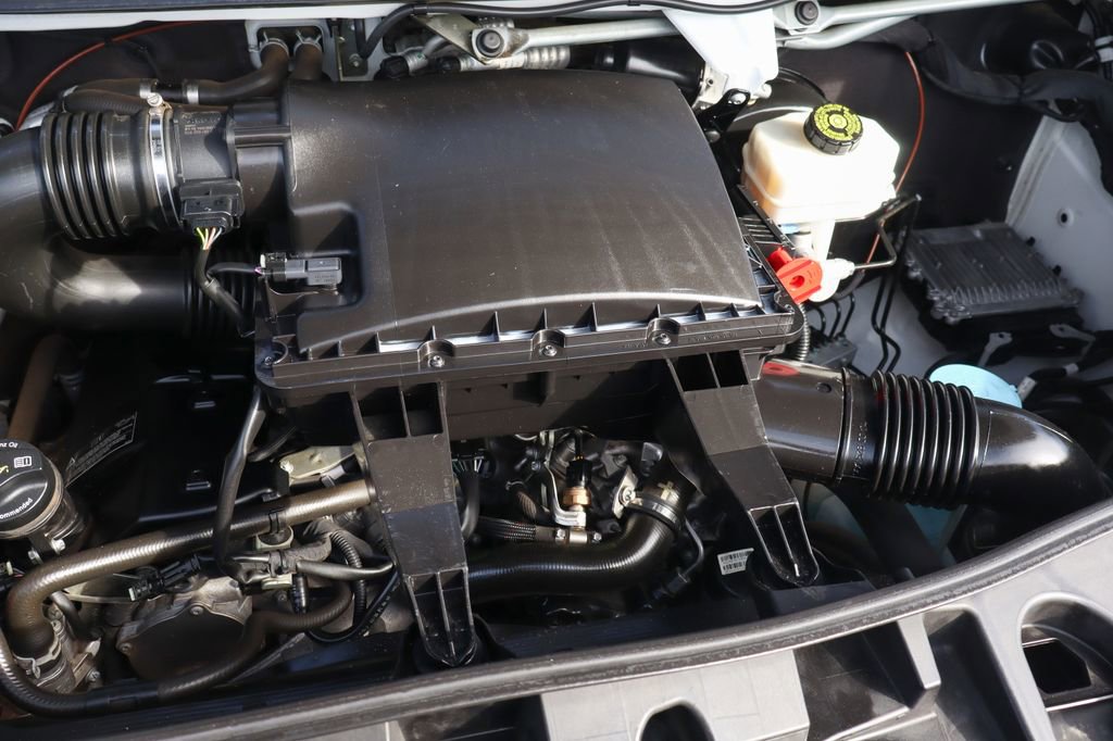 Used 2019 Mercedes-Benz Sprinter 2500 image 16