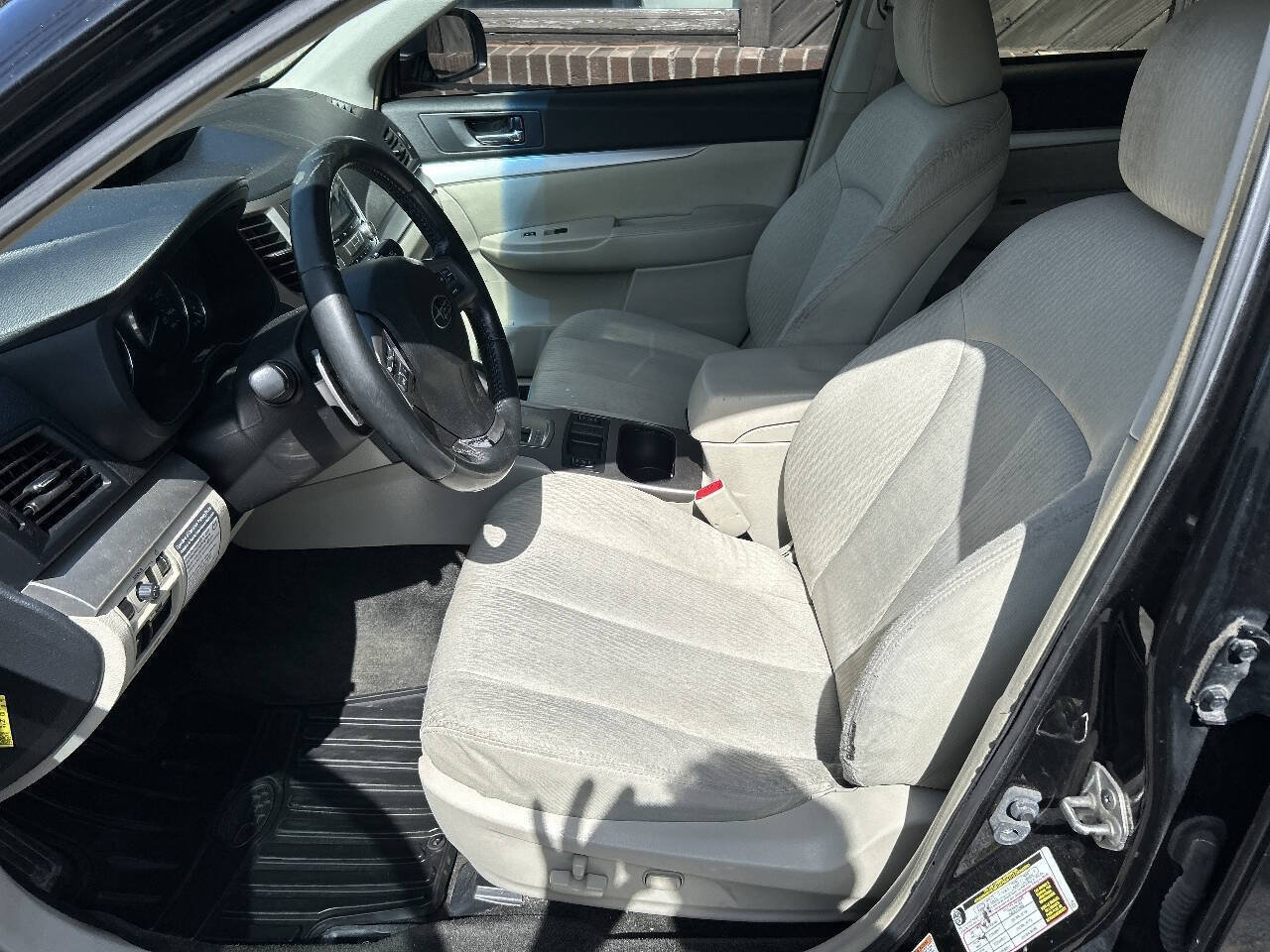 Used 2012 Subaru Outback 2.5i Premium w/ Popular Pkg 1B AWD/4WD image 10