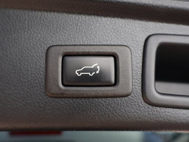 Used 2017 Subaru Forester 2.5i Premium AWD/4WD image 17