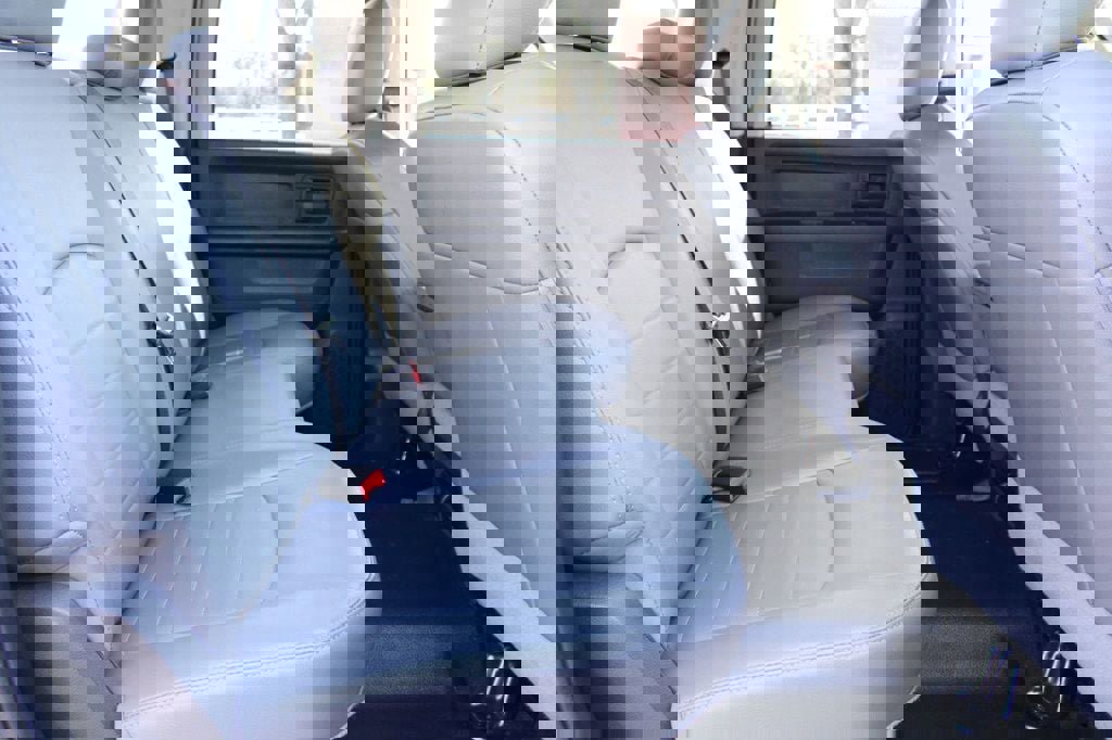 Used 2018 RAM 2500 Tradesman w/ Chrome Appearance Group image 36