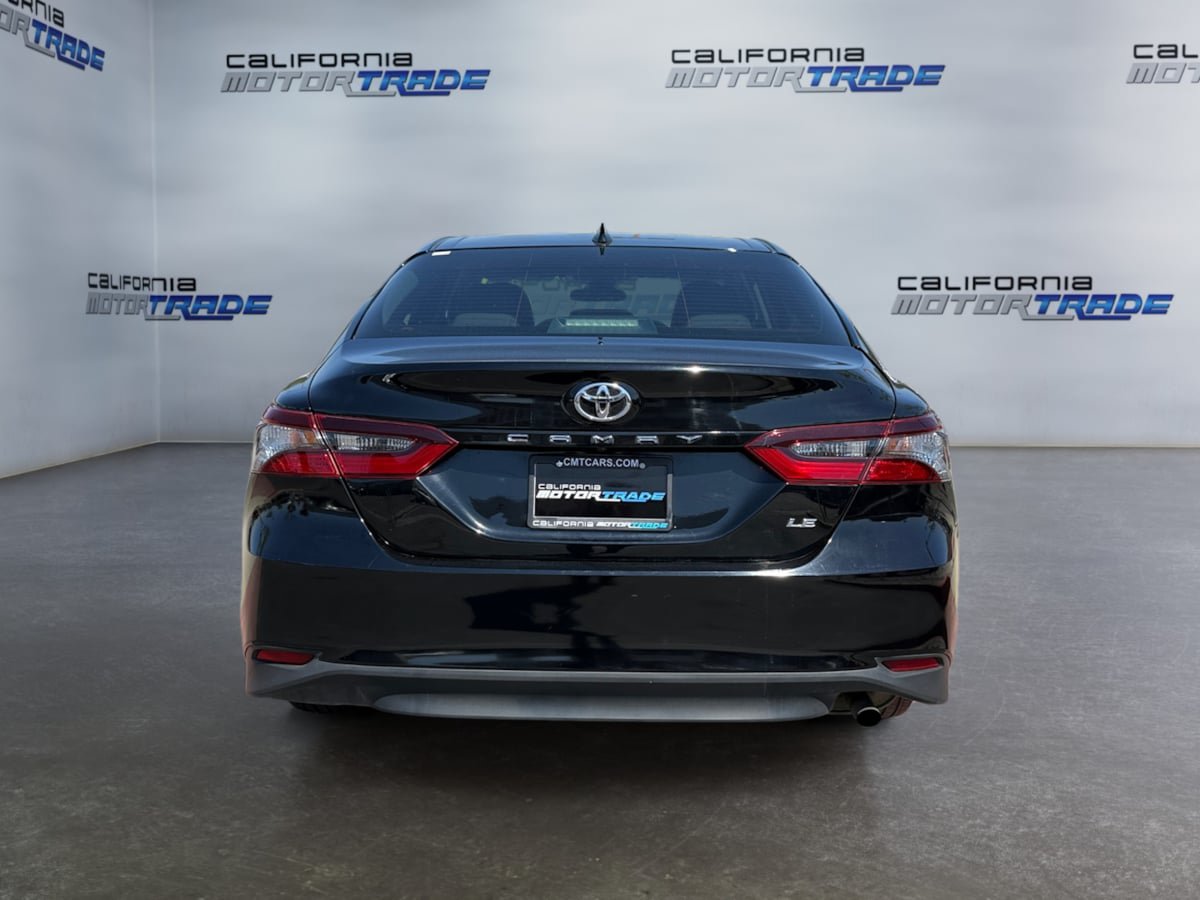 Used 2023 Toyota Camry LE FWD image 6