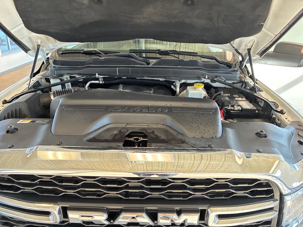 Used 2020 RAM 3500 Tradesman w/ Chrome Appearance Group AWD/4WD image 21