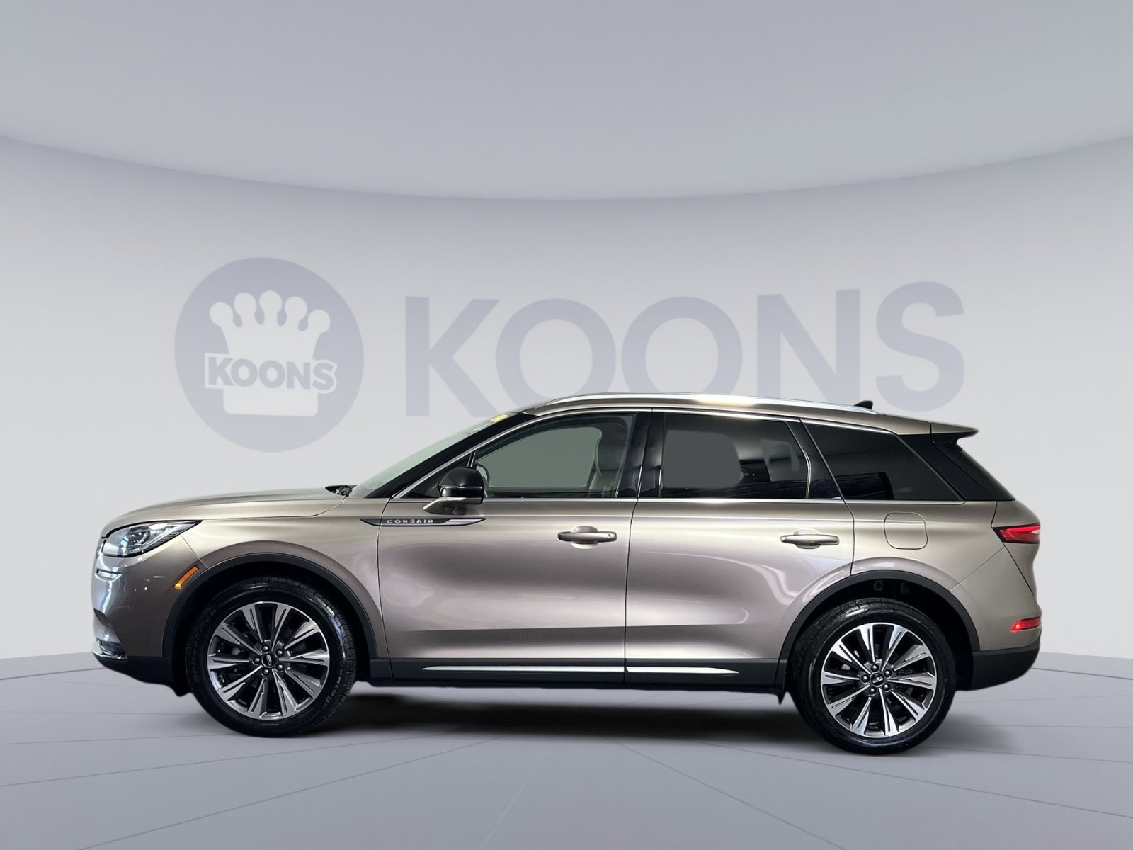 Used 2020 Lincoln Corsair Reserve w/ Elements Package FWD image 7