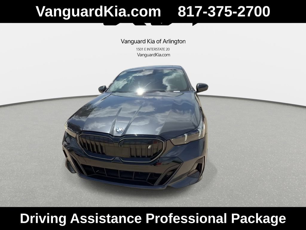 Used 2024 BMW i5 eDrive40i w/ M Sport Package RWD image 3
