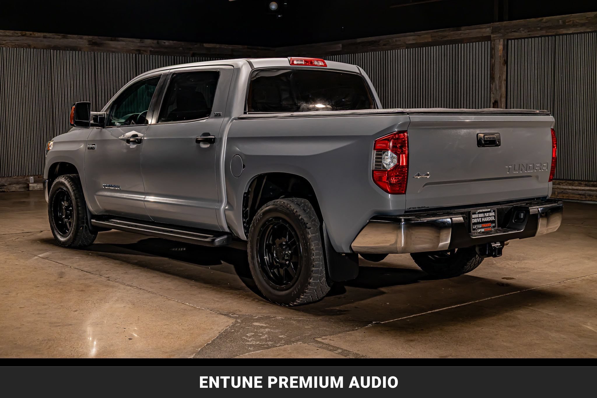 Used 2019 Toyota Tundra SR5 w/ SR5 Upgrade Package AWD/4WD image 6