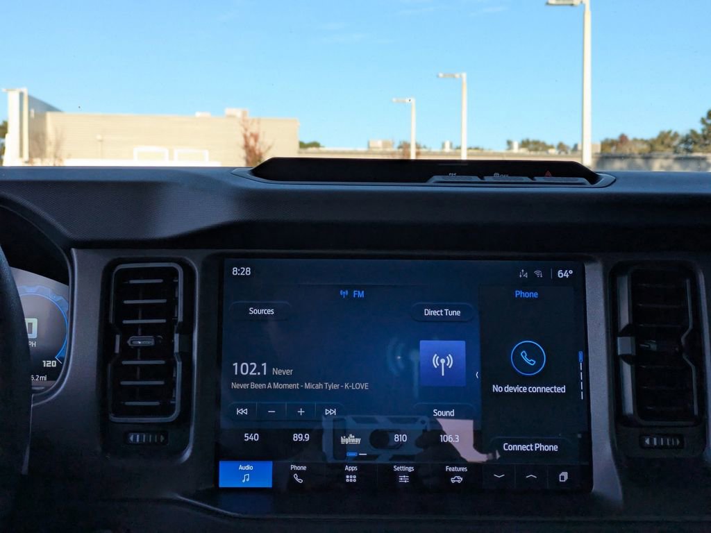 New 2025 Ford Bronco 4-Door image 18