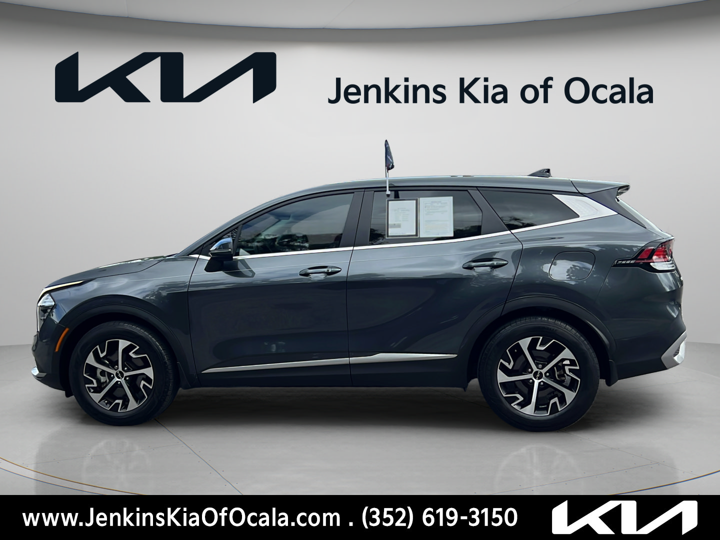 Certified 2023 Kia Sportage EX FWD image 6