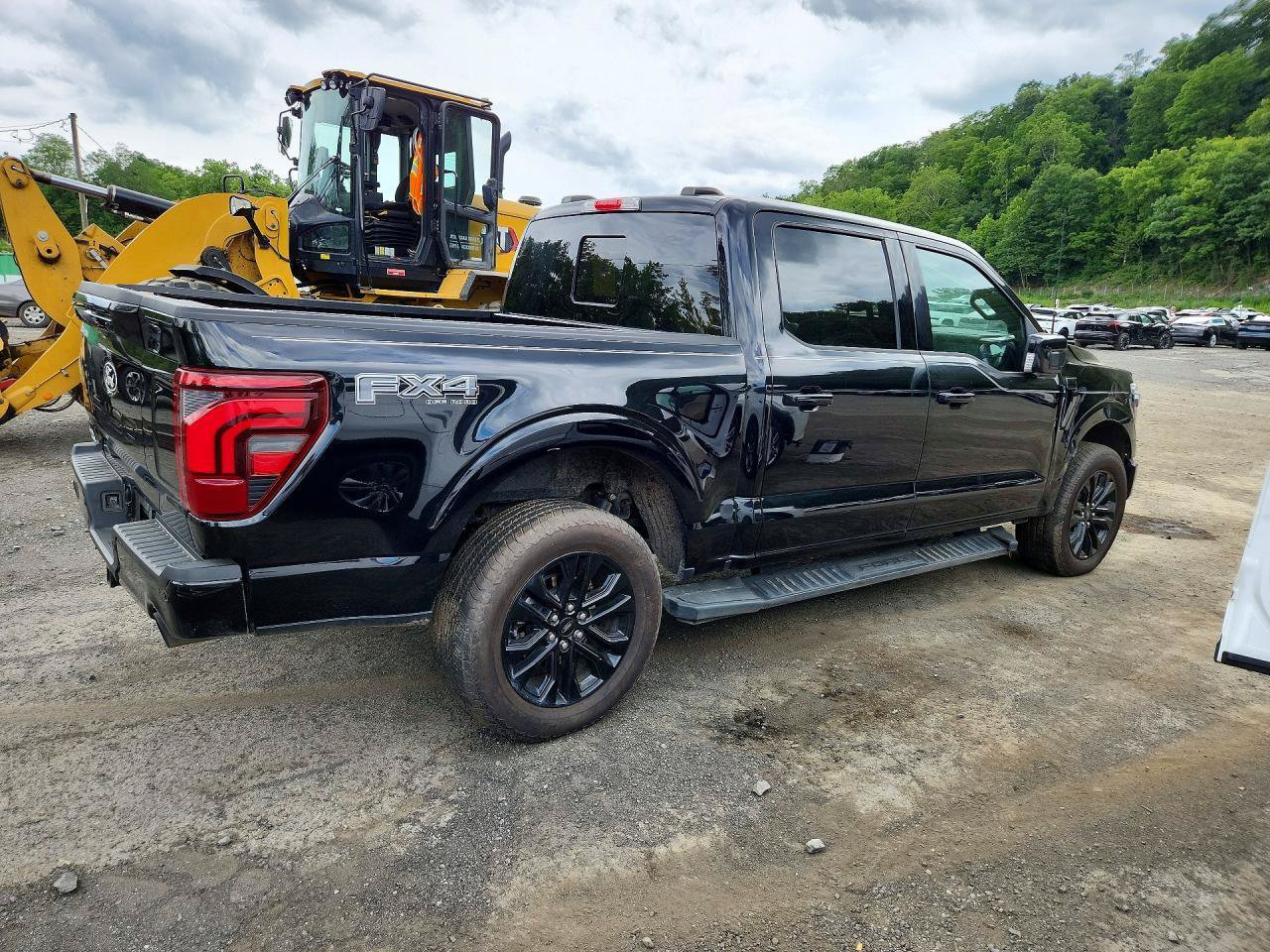 Used 2025 Ford F150 Lariat w/ Equipment Group 502A High AWD/4WD image 4