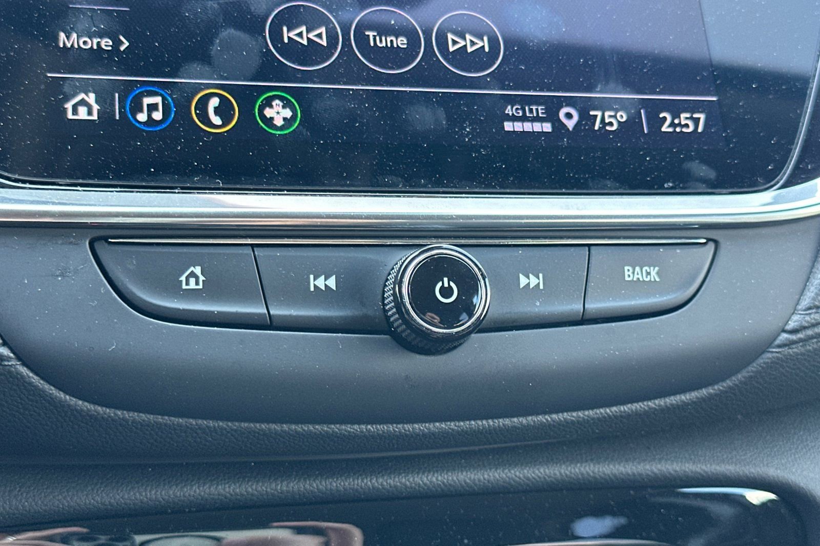 Used 2023 Buick Encore GX Preferred w/ Cold Weather Comfort Package FWD image 29