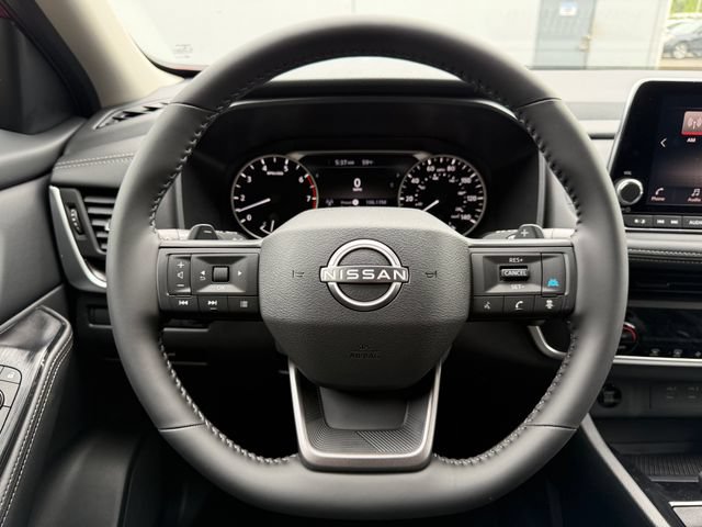 New 2026 Nissan Rogue SV AWD/4WD image 18