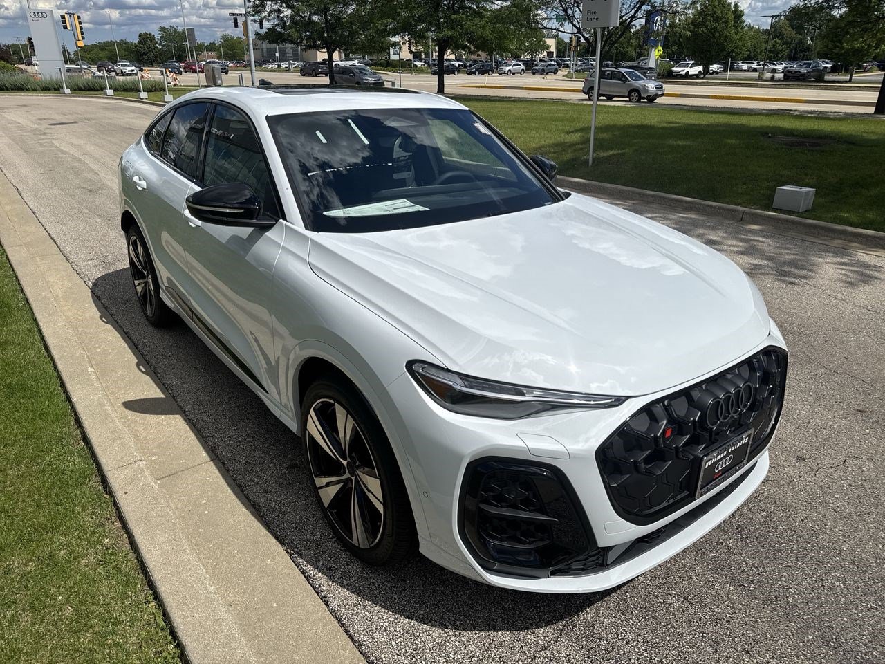 New 2026 Audi SQ5 Premium Plus AWD/4WD image 28