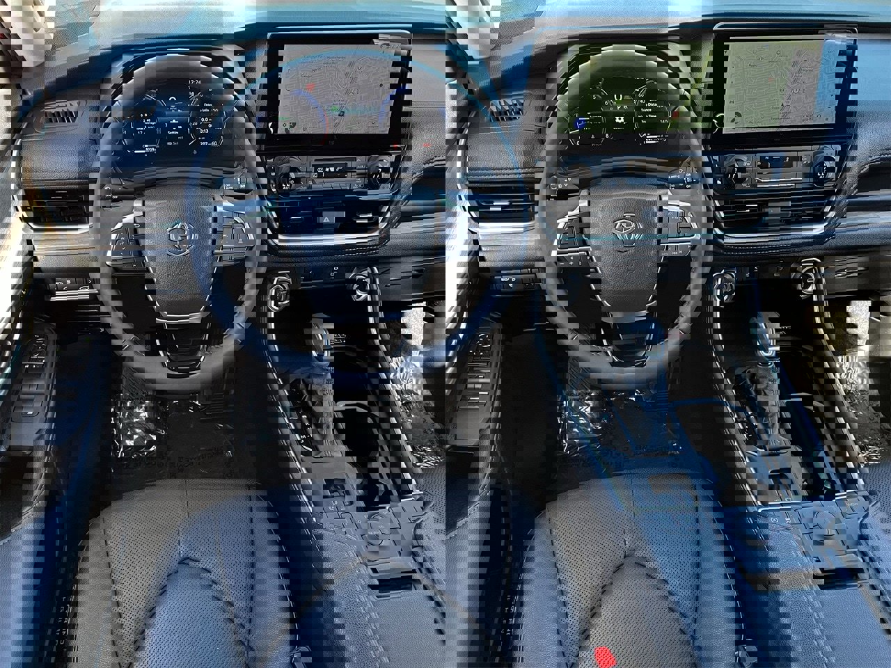 Used 2025 Toyota Grand Highlander FWD image 10