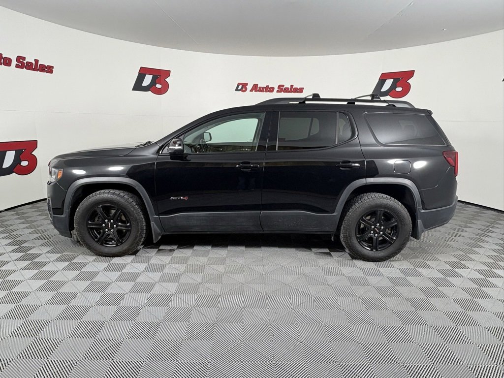 Used 2022 GMC Acadia AT4 w/ Technology Package image 3