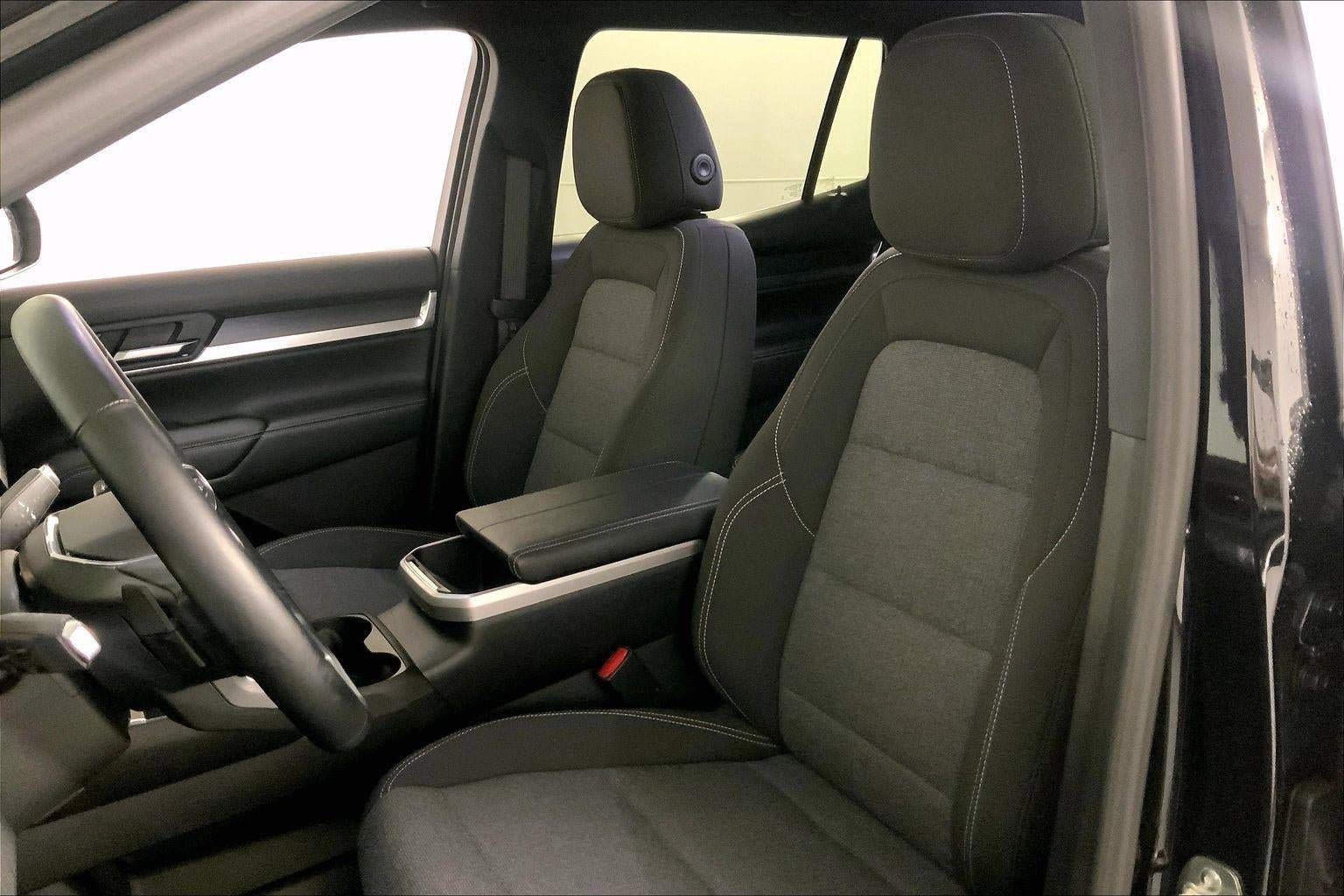 Used 2025 GMC Terrain Elevation AWD/4WD image 24