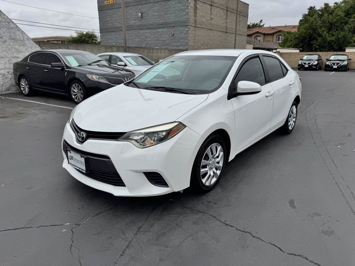 Used 2016 Toyota Corolla LE FWD image 13