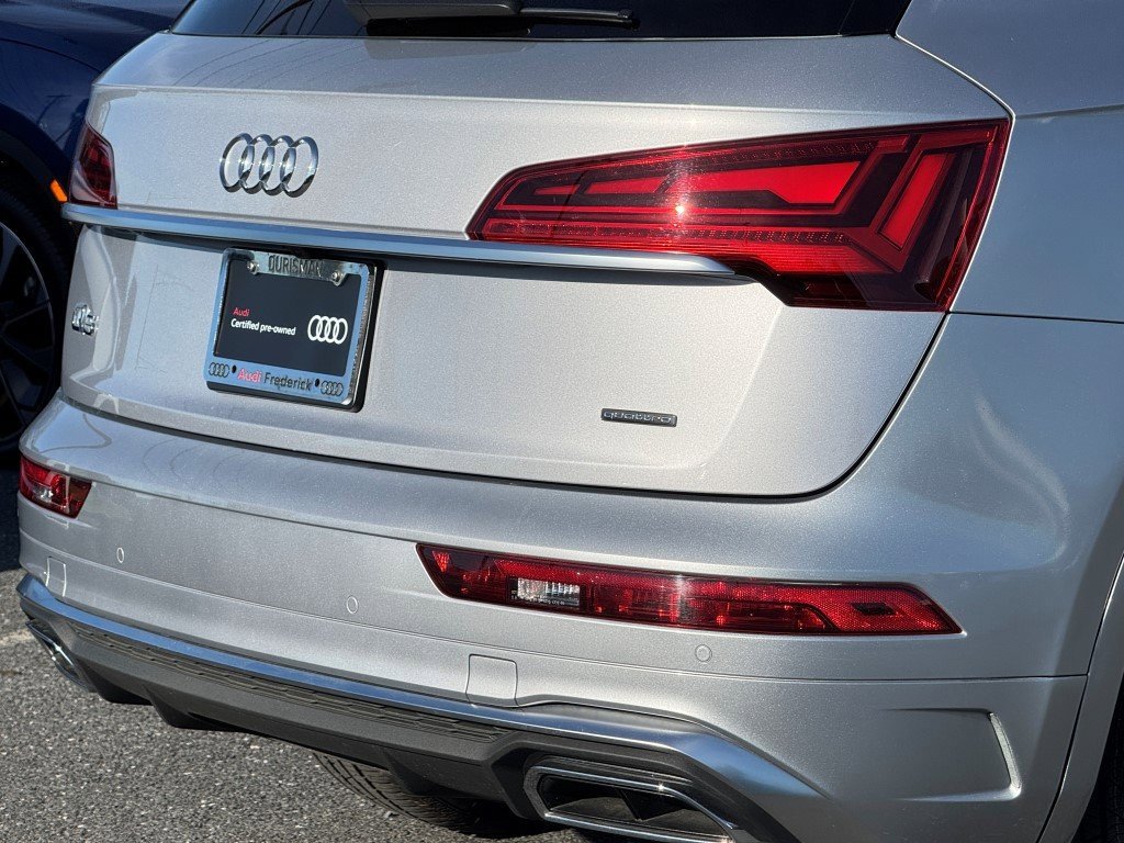 Certified 2024 Audi Q5 e Premium w/ Convenience Package image 12