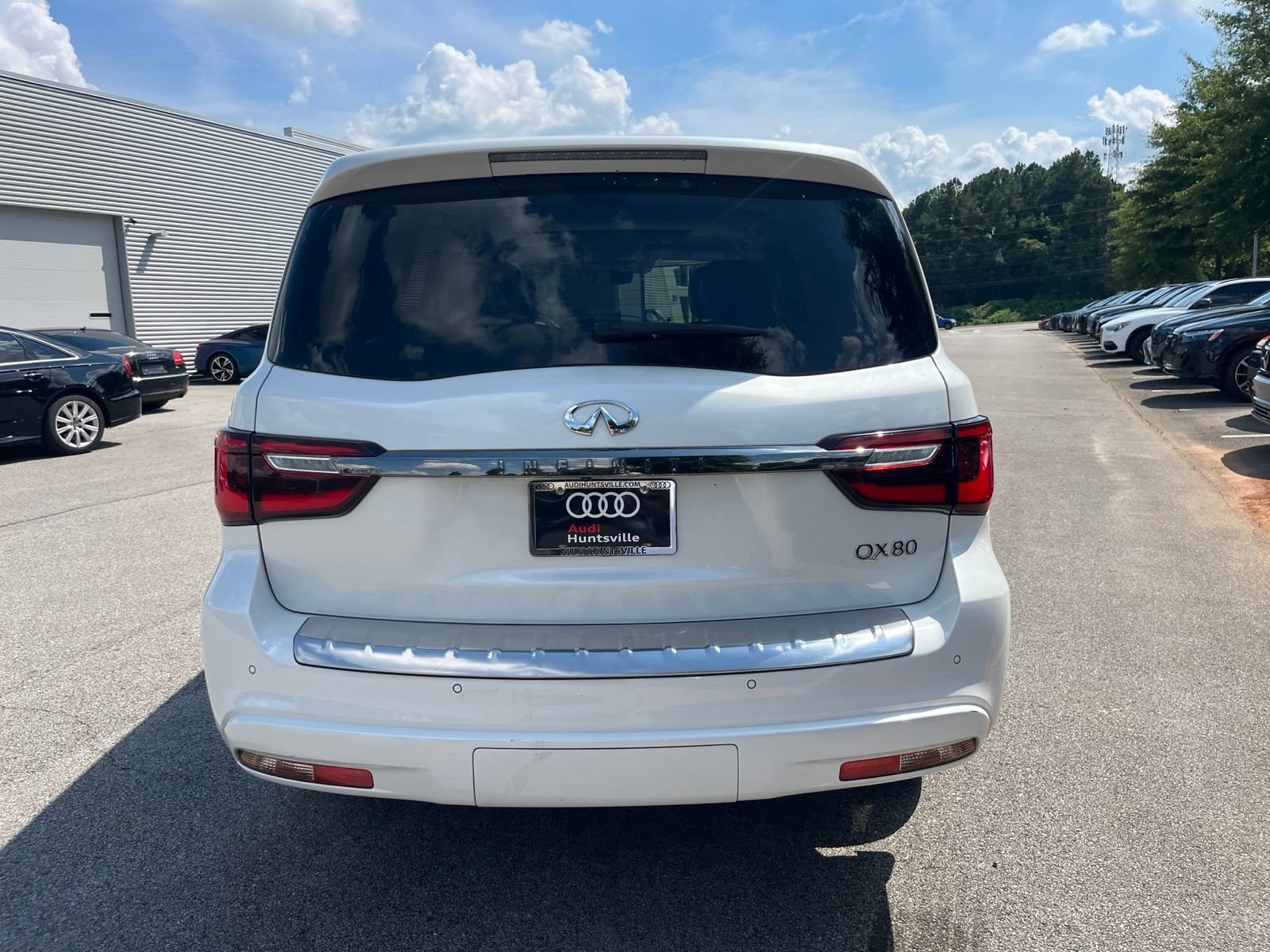 Used 2021 INFINITI QX80 Premium Select w/ All-Season Package RWD image 7