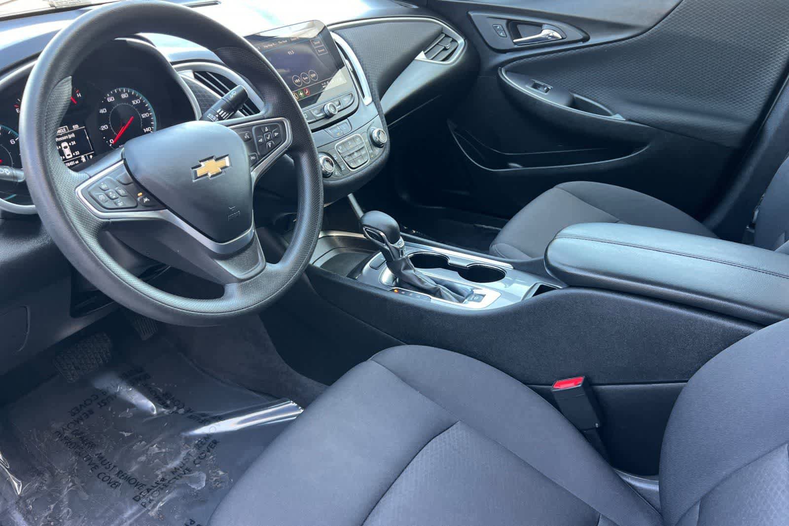 Used 2023 Chevrolet Malibu LT FWD image 12