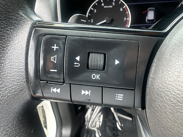 Used 2022 Nissan Rogue SV AWD/4WD image 33