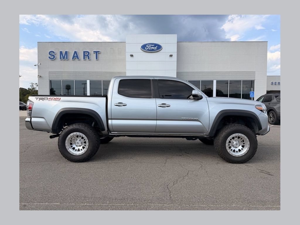 Used 2023 Toyota Tacoma TRD Off-Road AWD/4WD video 1
