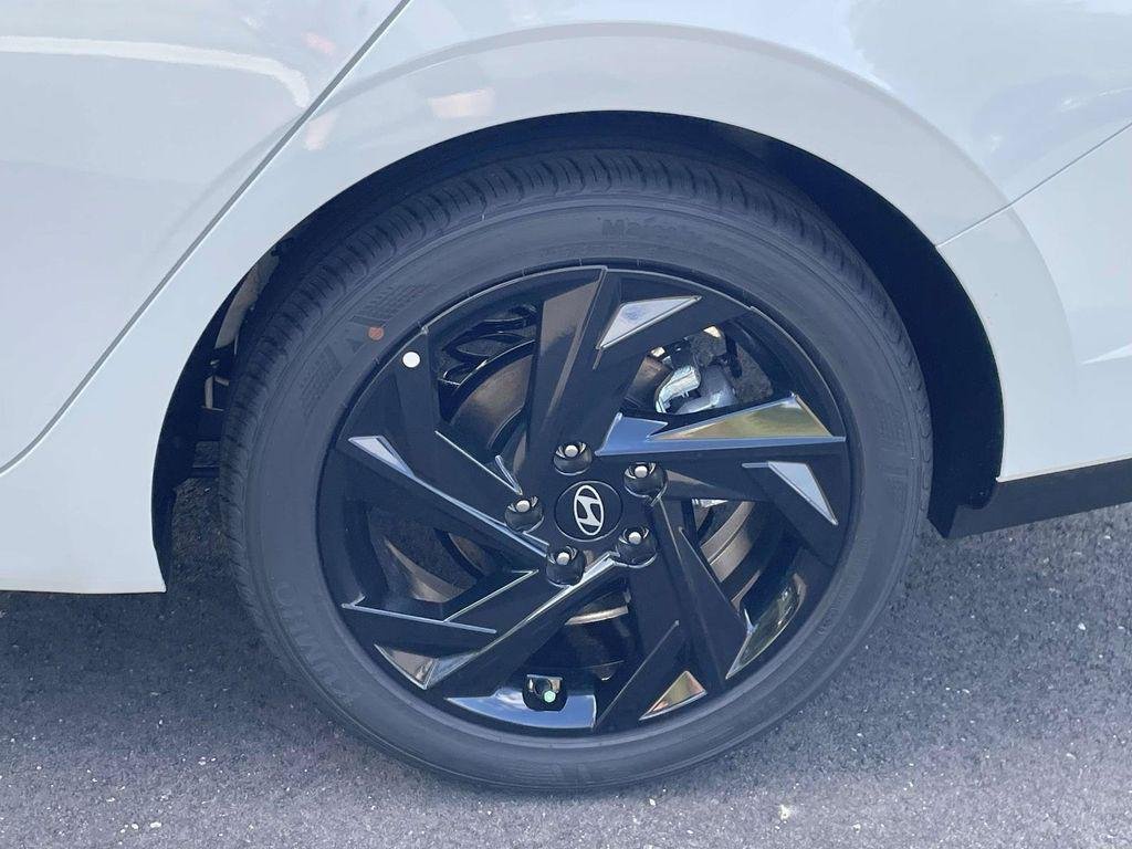 New 2026 Hyundai Elantra SEL Sport FWD image 34