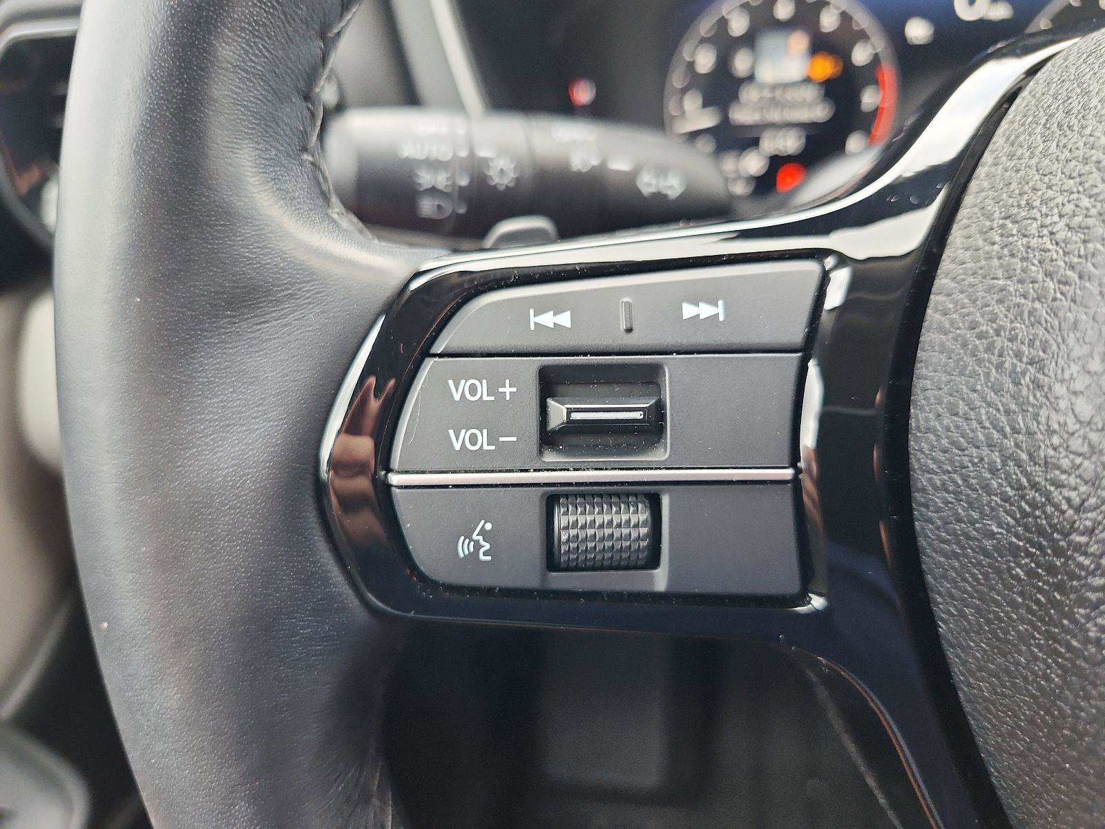 Used 2023 Honda Pilot Elite image 28