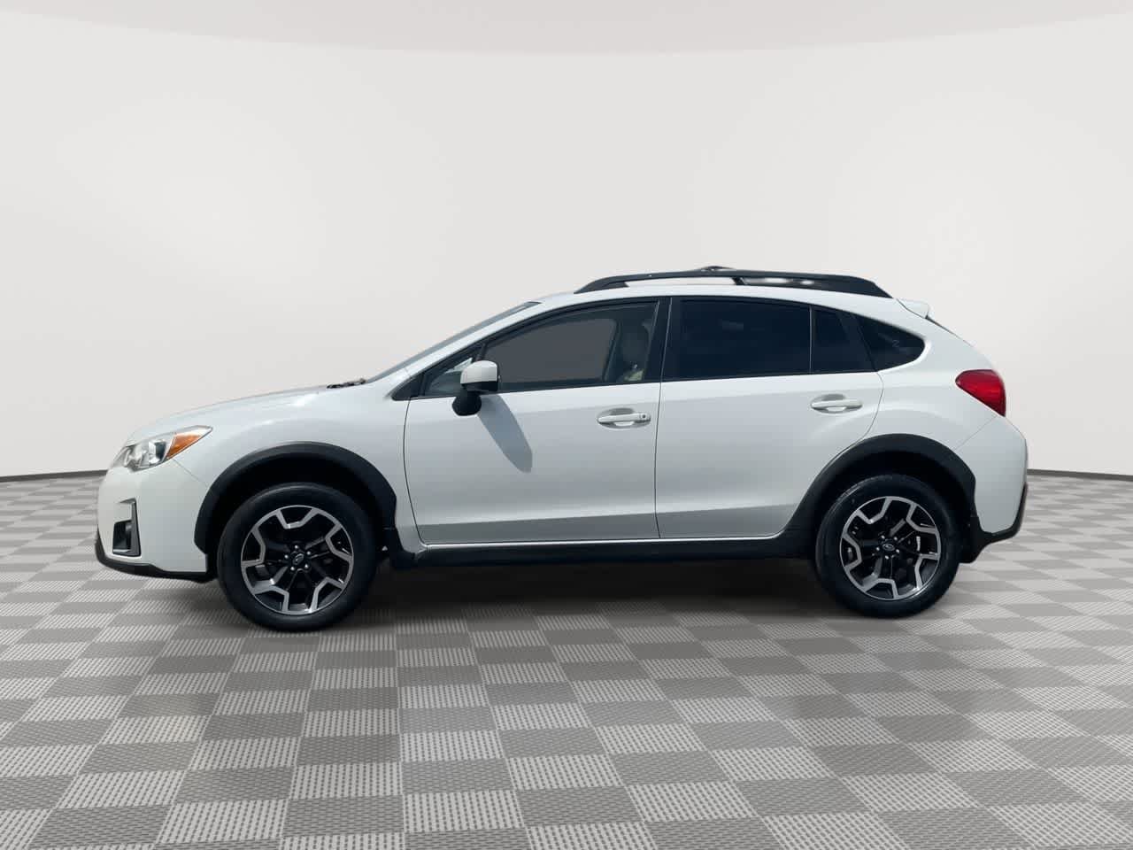 Used 2016 Subaru Crosstrek 2.0i Premium AWD/4WD image 5