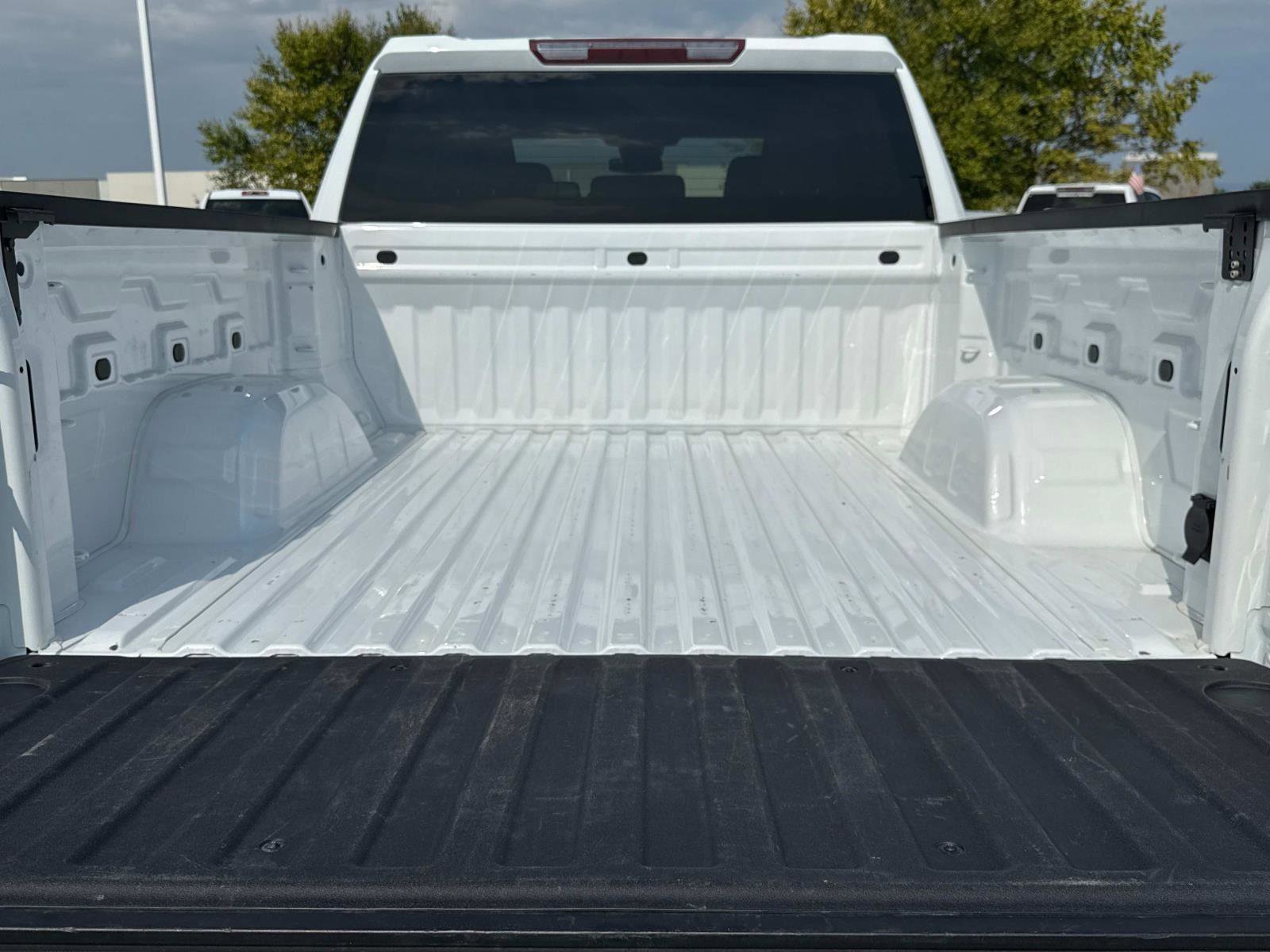 Used 2023 GMC Sierra 1500 Elevation image 19