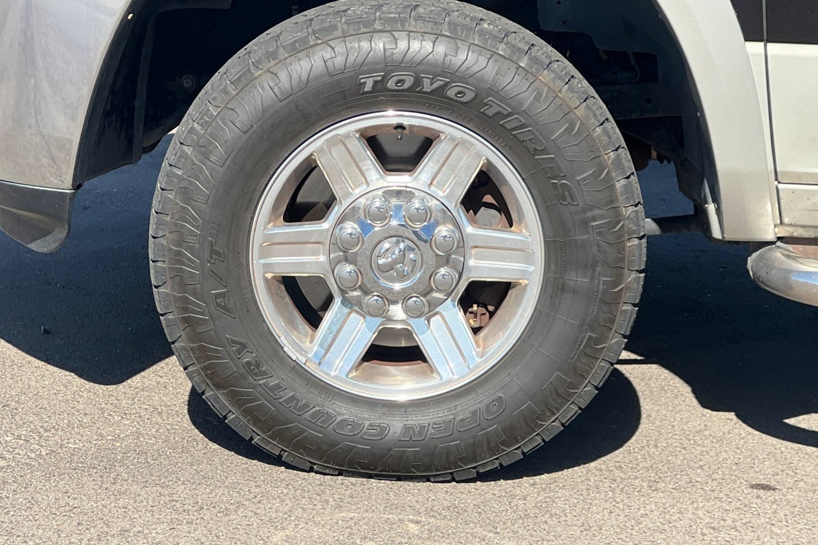 Used 2010 Dodge Ram 2500 Truck Laramie AWD/4WD image 24