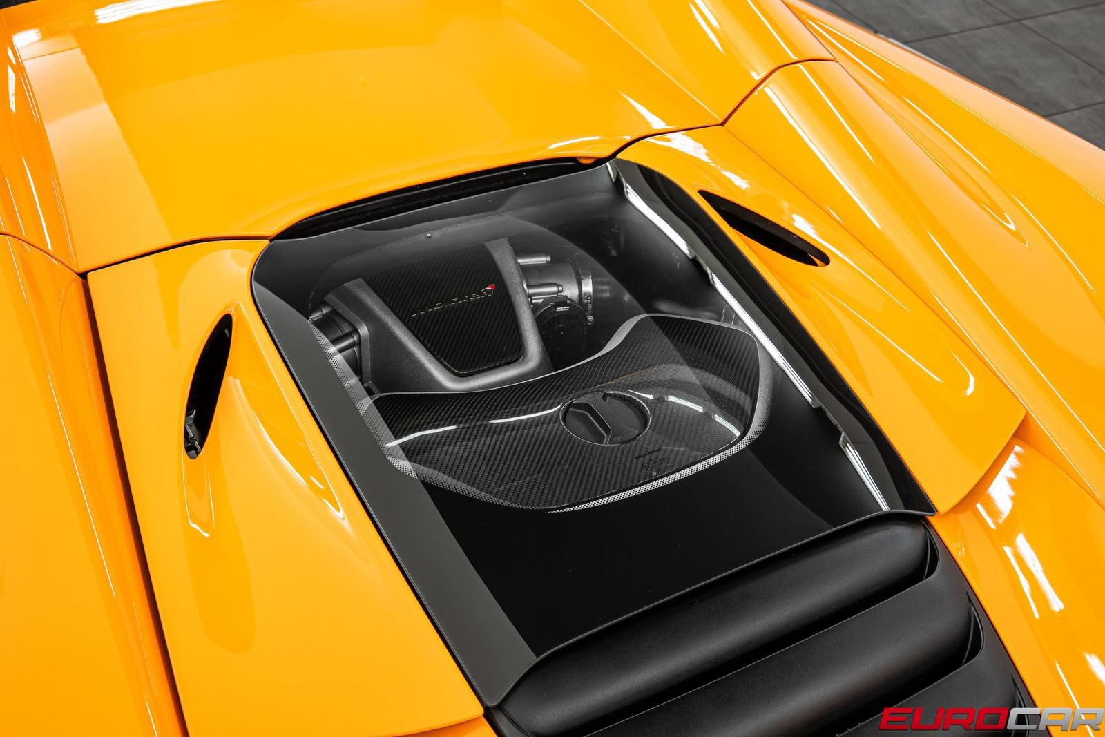 Used 2013 McLaren MP4-12C Spider RWD image 25