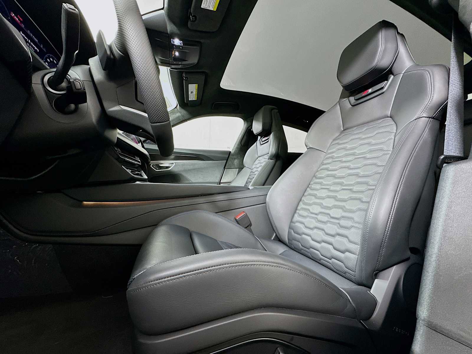 New 2026 Audi S e-tron GT Prestige AWD/4WD image 19