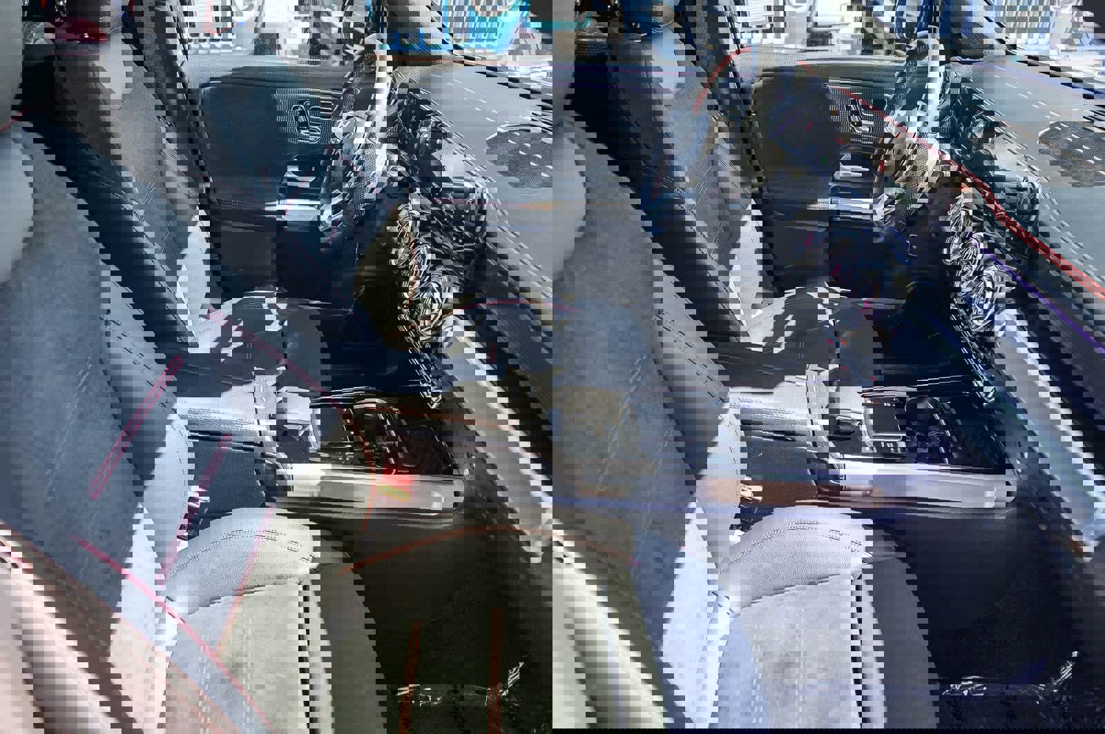 Used 2022 Mercedes-Benz EQB 300 4MATIC image 15