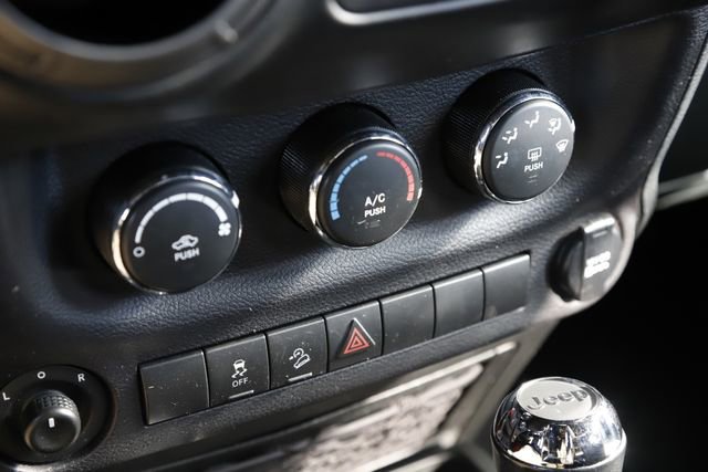 Used 2017 Jeep Wrangler Unlimited Sport w/ Quick Order Package 24S image 24