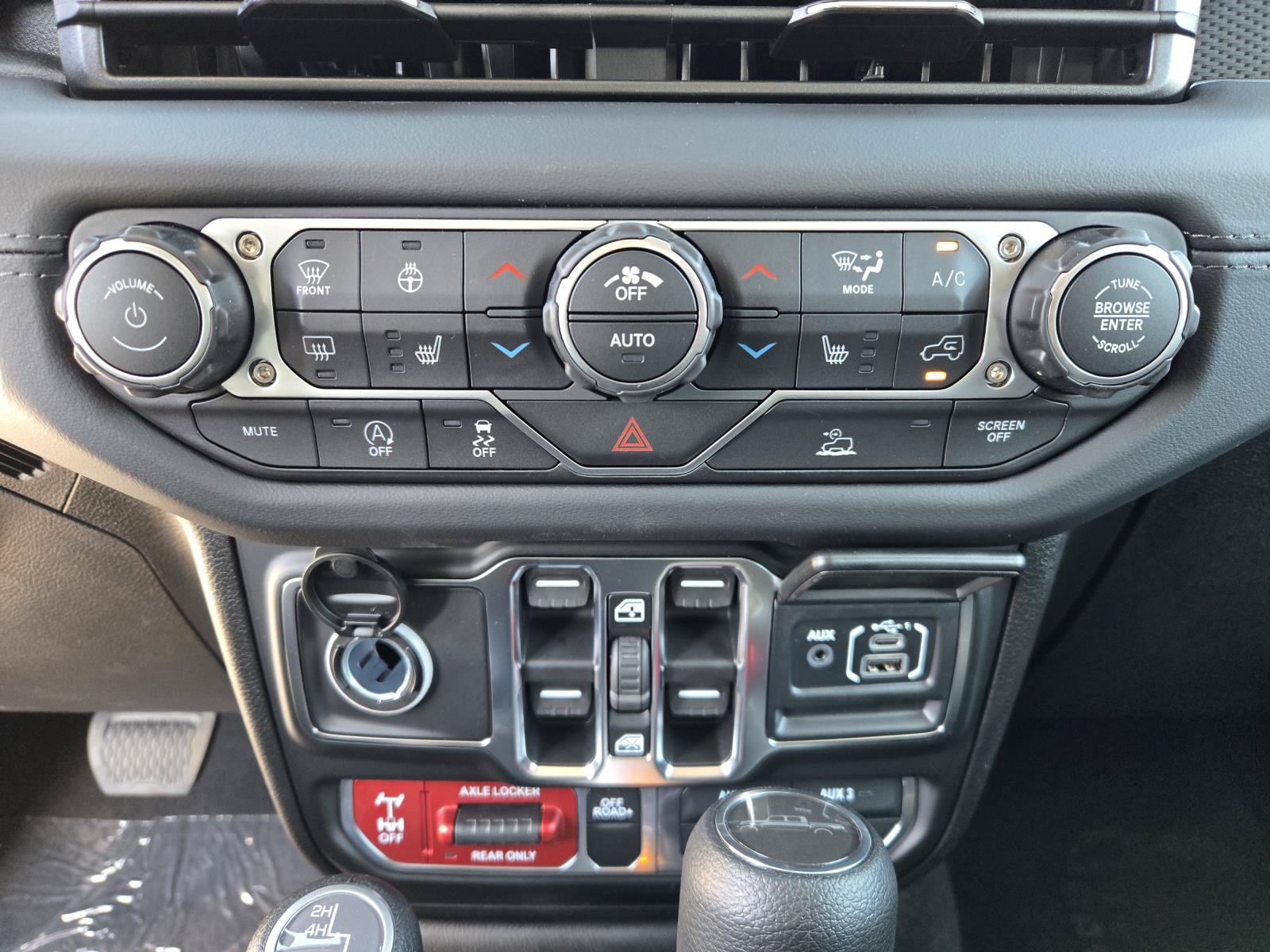 New 2026 Jeep Gladiator Mojave AWD/4WD image 13