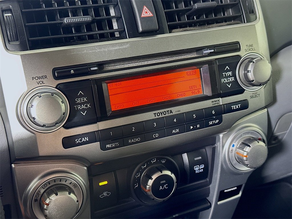 Used 2013 Toyota 4Runner SR5 image 26