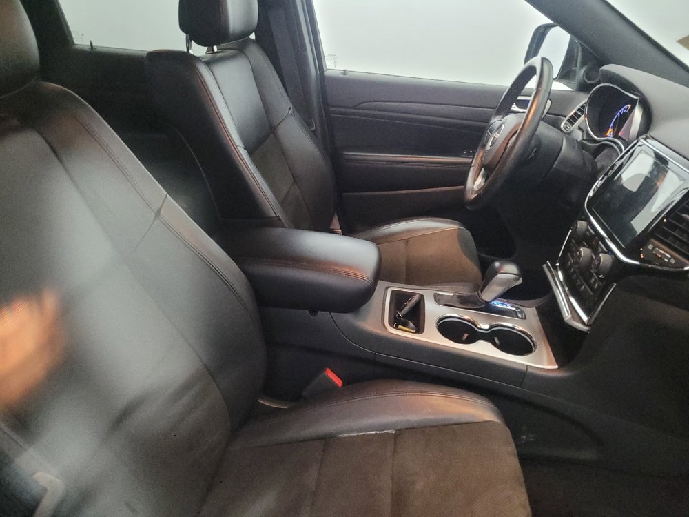Used 2019 Jeep Grand Cherokee Altitude image 21